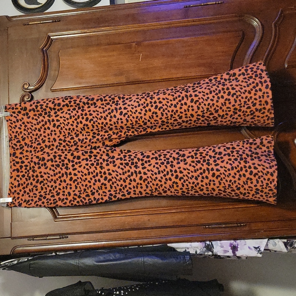 Leopard Wide Leg Pants